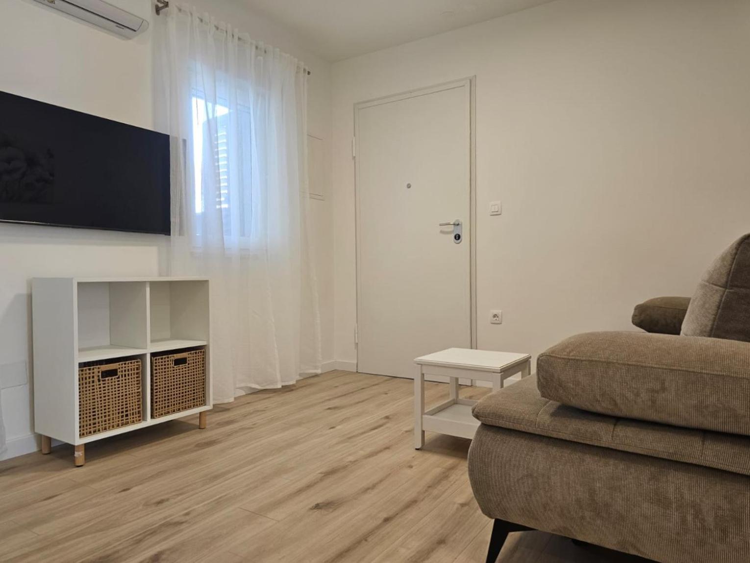 Apartments Miamare 2 Primosten Luaran gambar