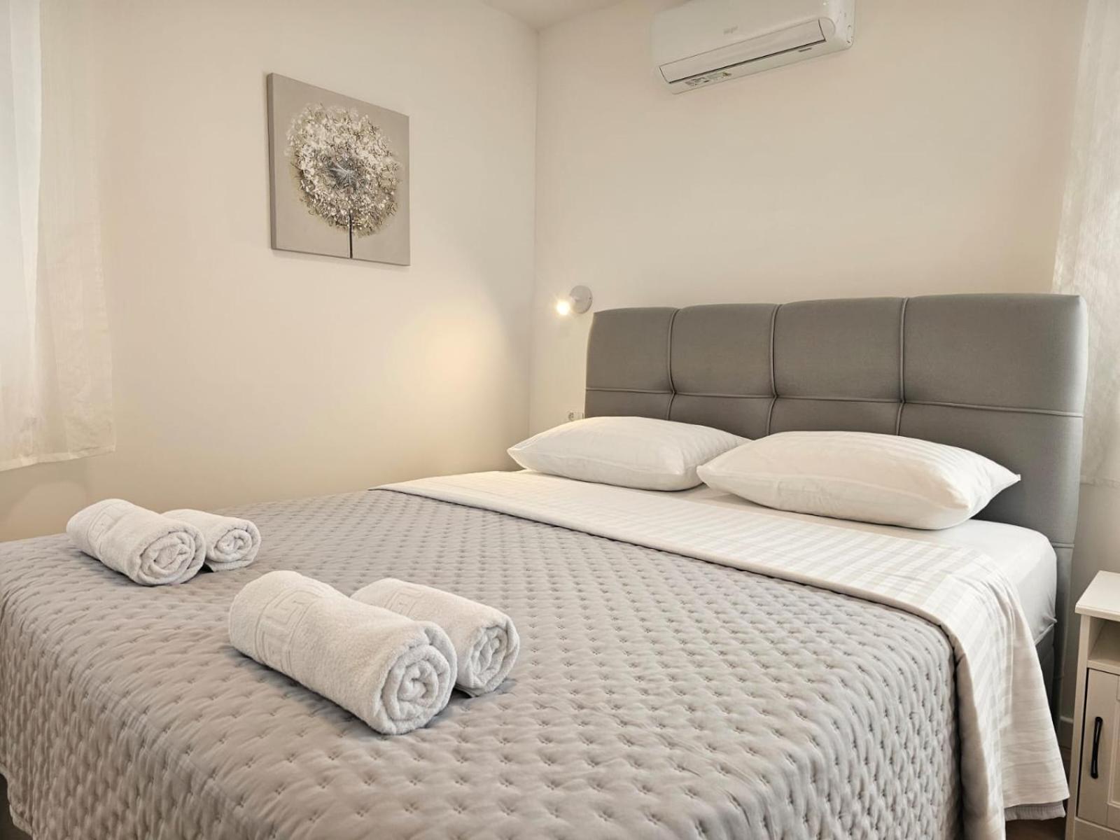 Apartments Miamare 2 Primosten Luaran gambar